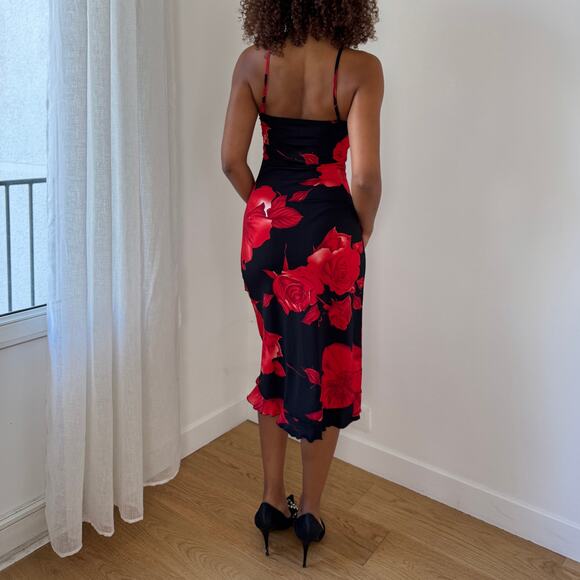 Vintage Italian Red Rose Slinky Slip Dress with Asymmetric Ruffle Hem (S) - Picture 5 of 9